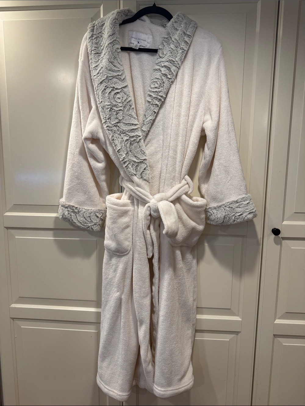 Carole Hochman NWOT Super Soft Robe